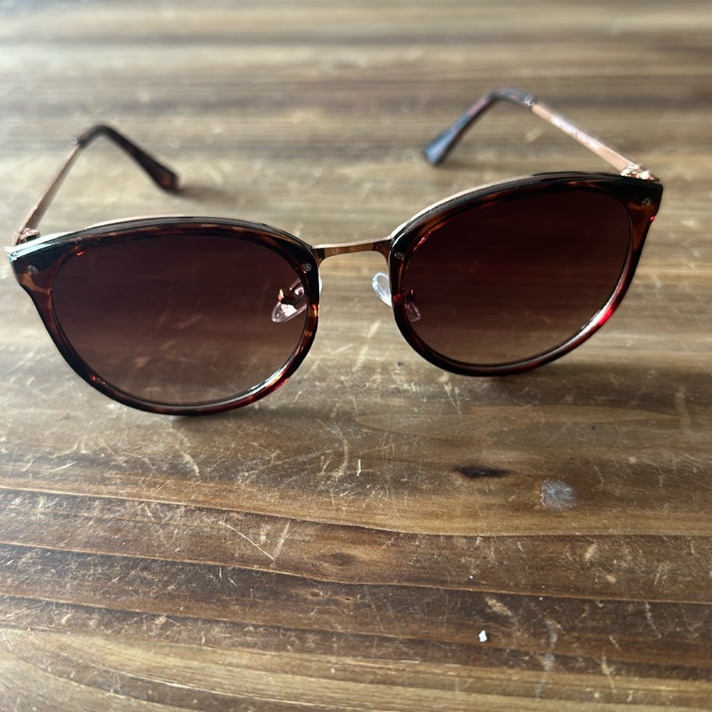 ELLE tortious sunglasses